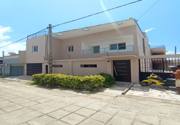 VILLA DUPLEX DE 06 PIECES A LOUER A BINGERVILLE FEH KESSE