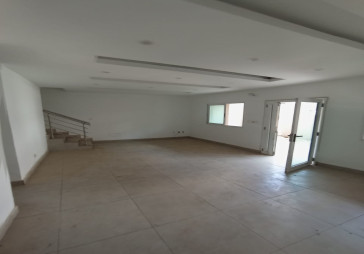 Photo VILLA DUPLEX DE 06 PIECES A LOUER A BINGERVILLE FEH KESSE